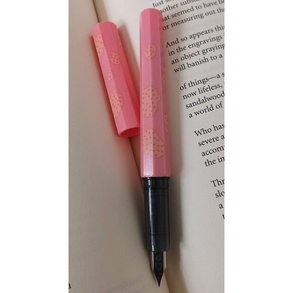 Pink cow Fountain Pen .3 mm nib - Picture 4 of 11